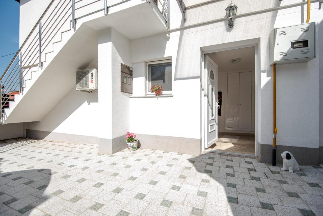 Apartman Mira Sarajevo Luaran gambar